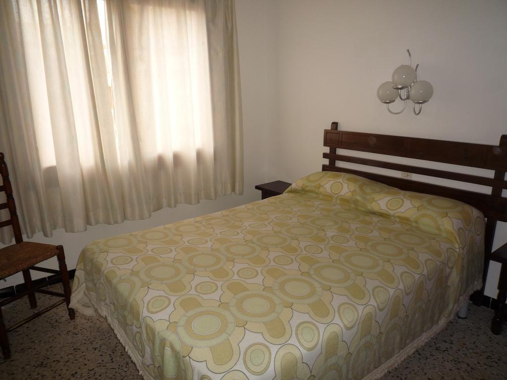 Villa Service - Apartamentos Aransol El Vendrell Cameră foto